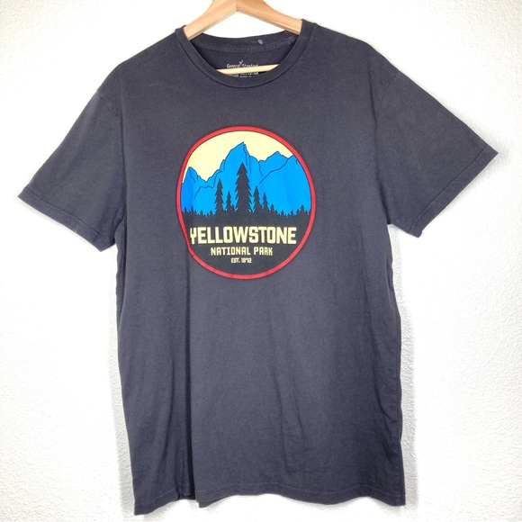 general standard Tops - YellowStone National Park Tee Shirt General Standard Size Mens Large Cotton USA